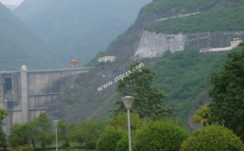 武隆江口水電站高邊坡治理工程